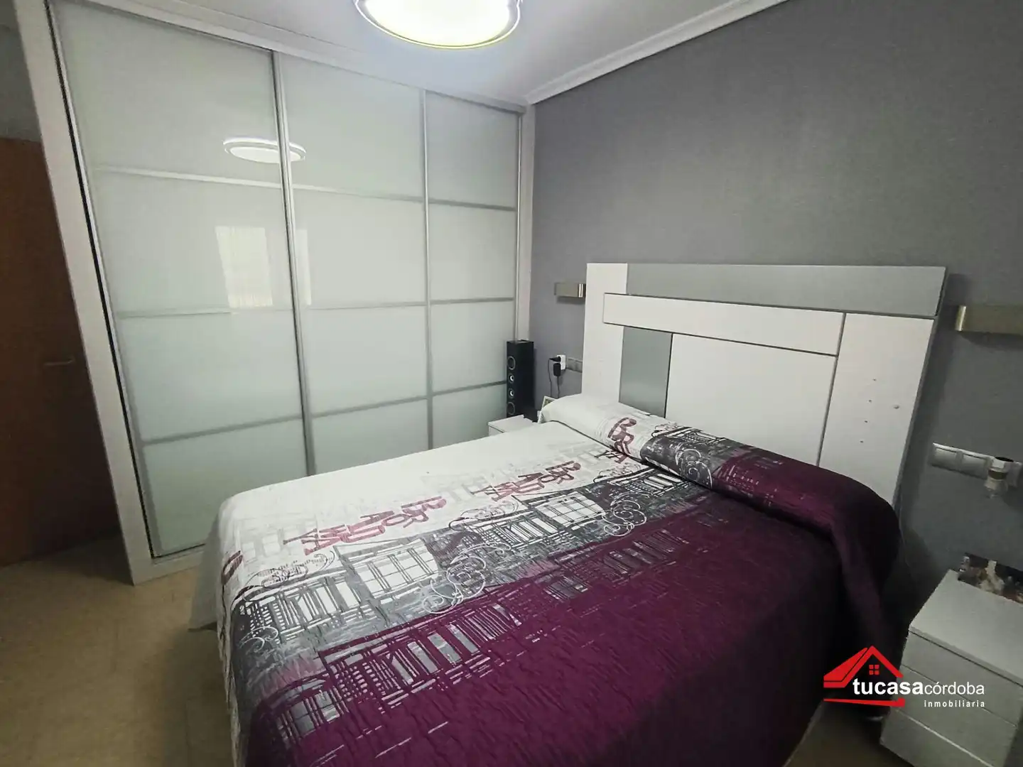 Bedroom of Flat for sale in Córdoba  with Air Conditioner, Terrace and Furnished