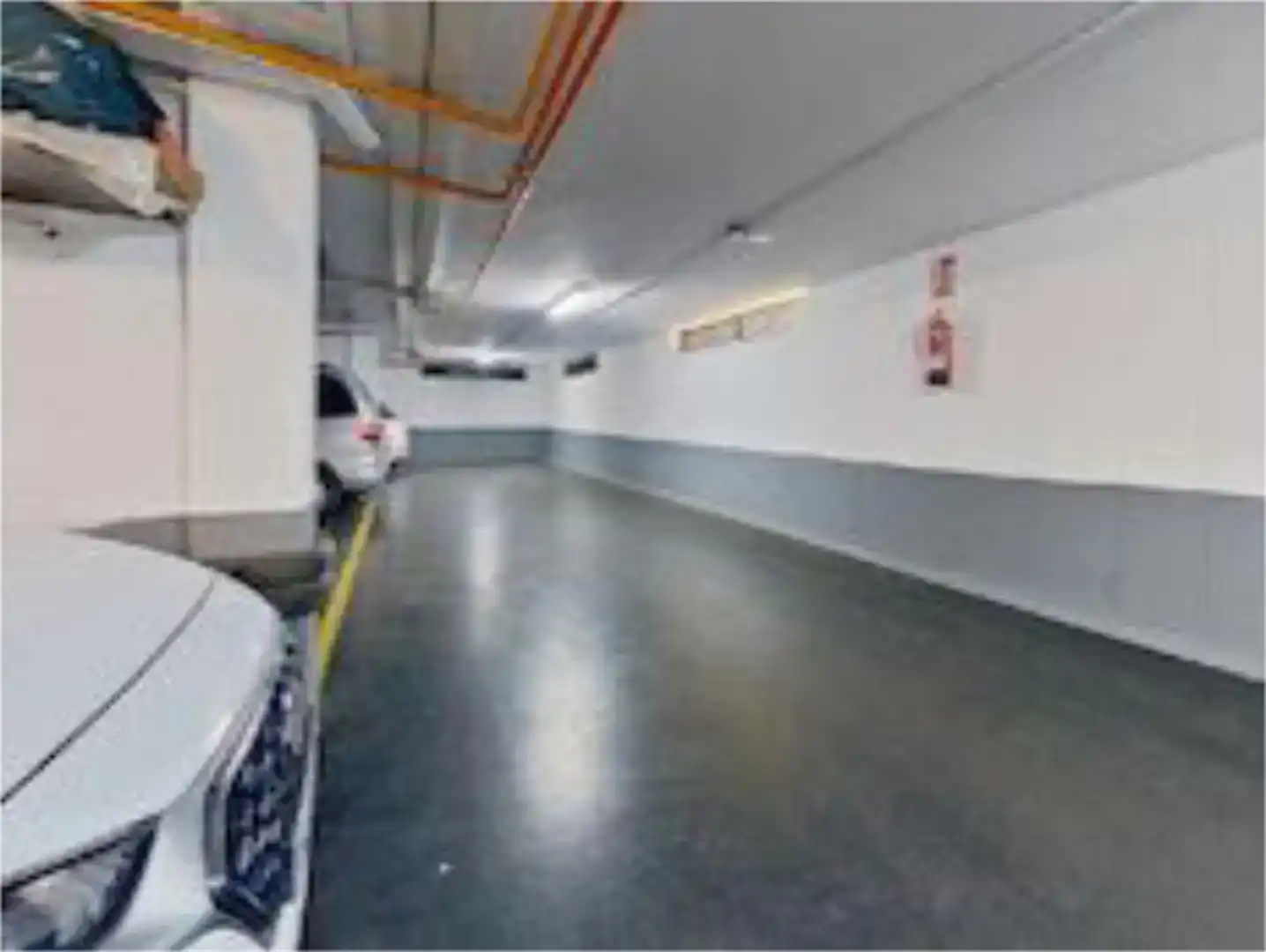 Aparcament de Casa o xalet en venda en Vitoria - Gasteiz amb Jardí privat, Parquet i Traster
