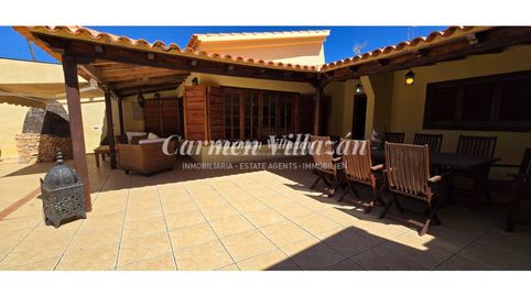 Foto 2 de Casa o chalet en venta en Calle Verol, Caleta de Fuste, Antigua