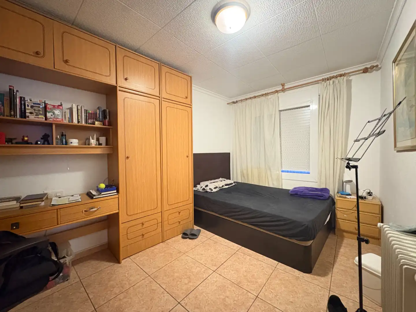 Schlafzimmer von Einfamilien-Reihenhaus zum Verkauf in Roses mit Klimaanlage, Heizung und Terrasse