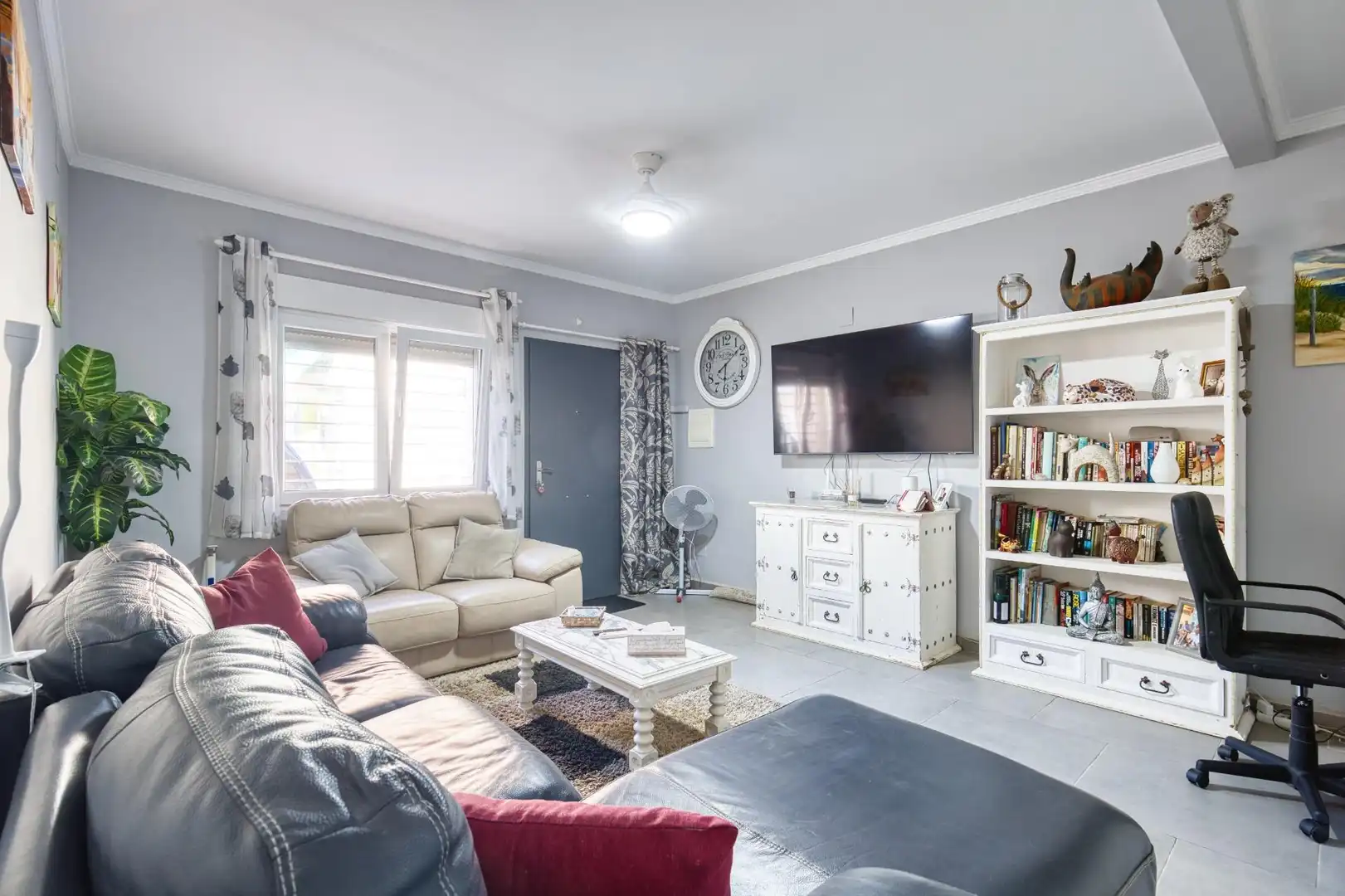 Sala de estar de Casa adosada en venta en Torre-Pacheco con Aire acondicionado, Calefacción y Jardín privado