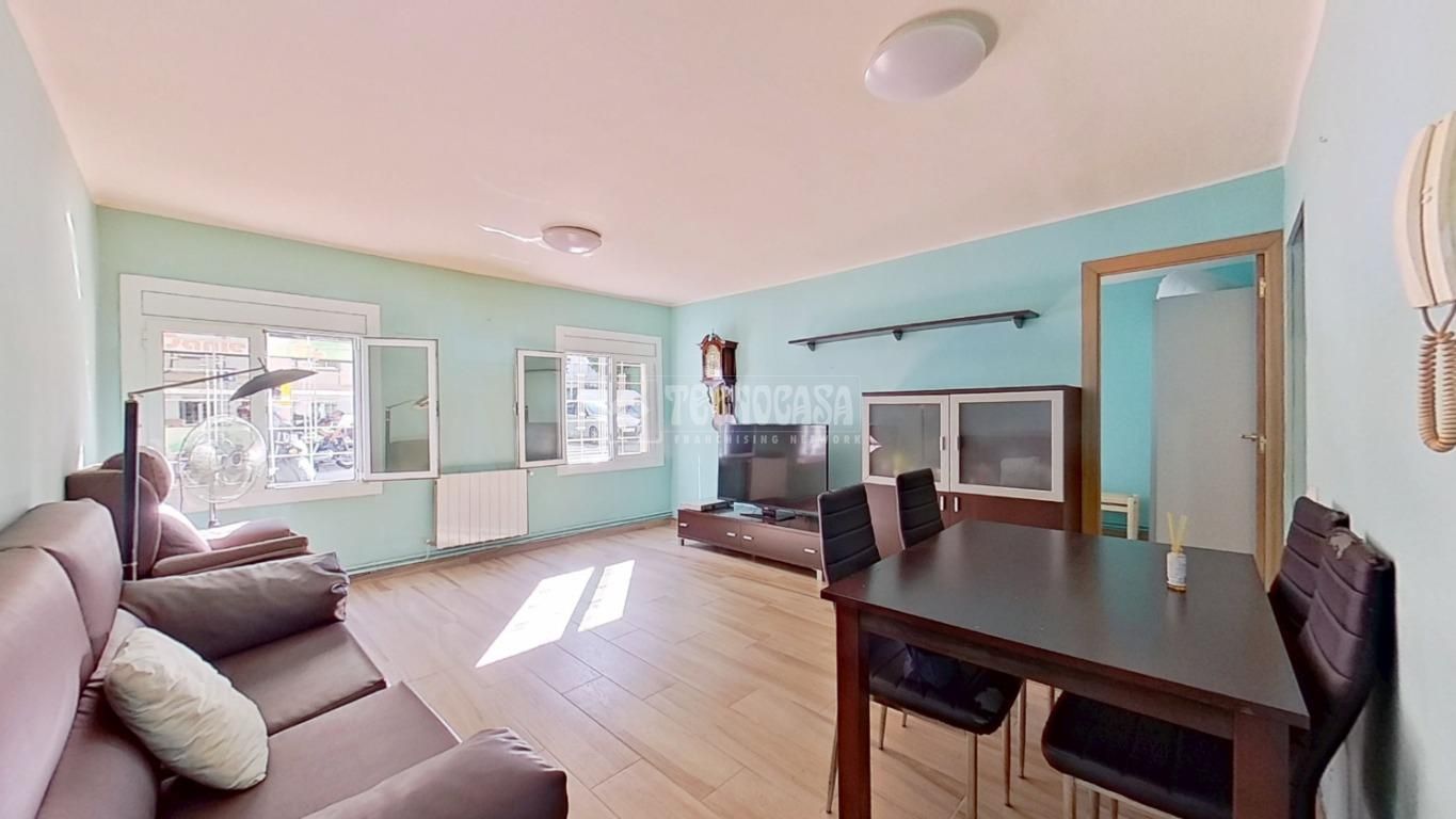 Sala de estar de Piso en venta en Cerdanyola del Vallès