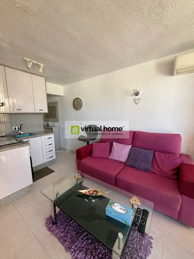 Sala de estar de Piso en venta en Benidorm con Aire acondicionado, Terraza y Amueblado