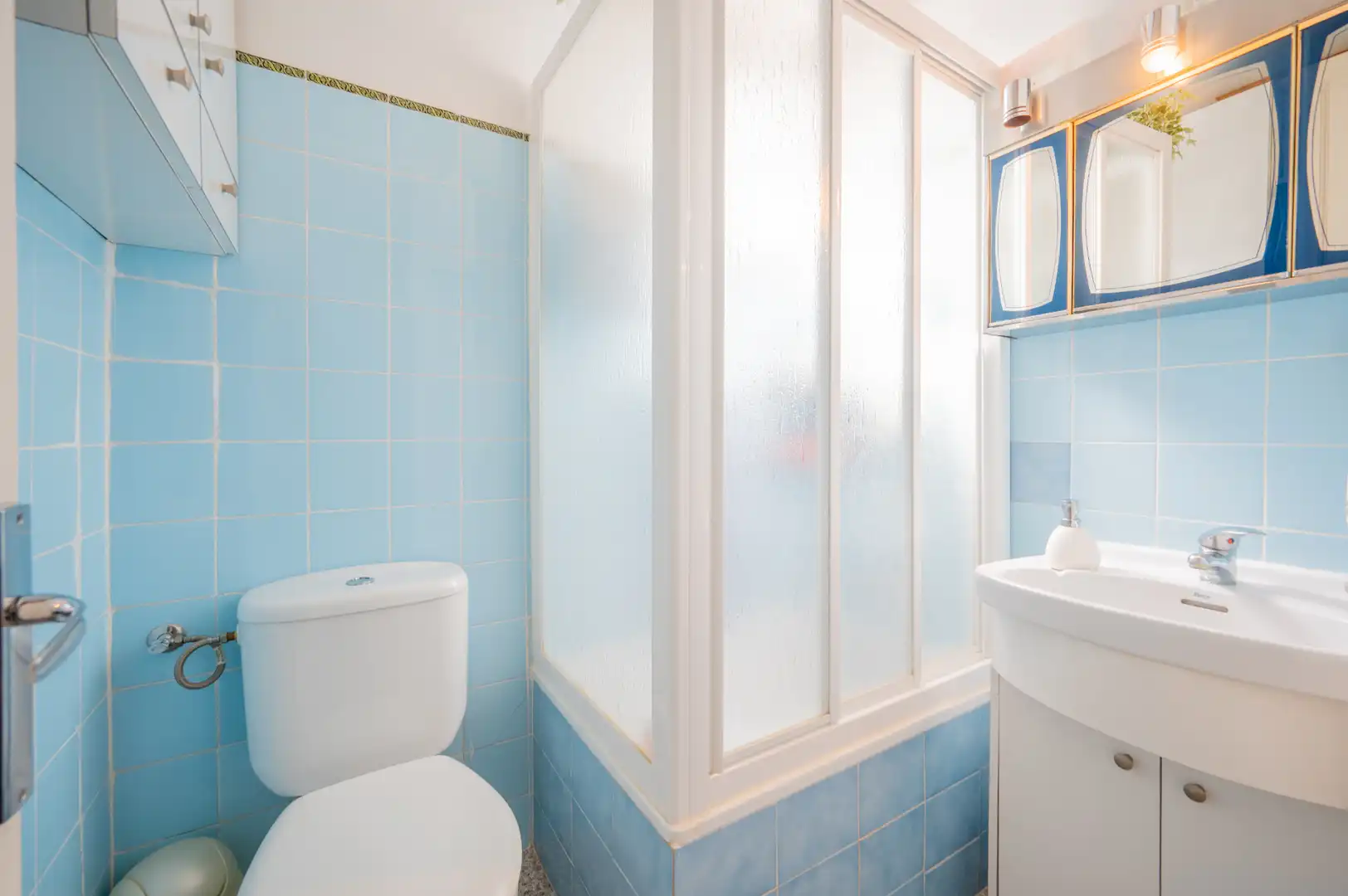 Bathroom of Houses for sale in Barcelona