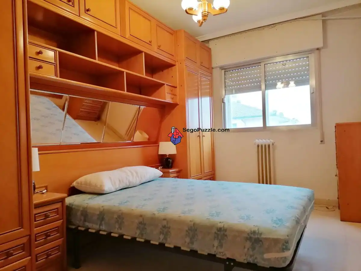 Habitación de Piso en venta en Segovia con Calefacción, Terraza y Amueblado