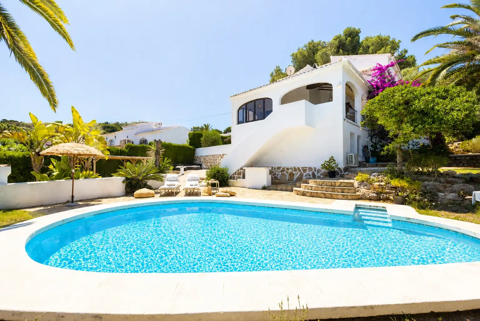 Piscina de Casa o xalet en venda en Jávea / Xàbia amb Jardí privat i Jacuzzi