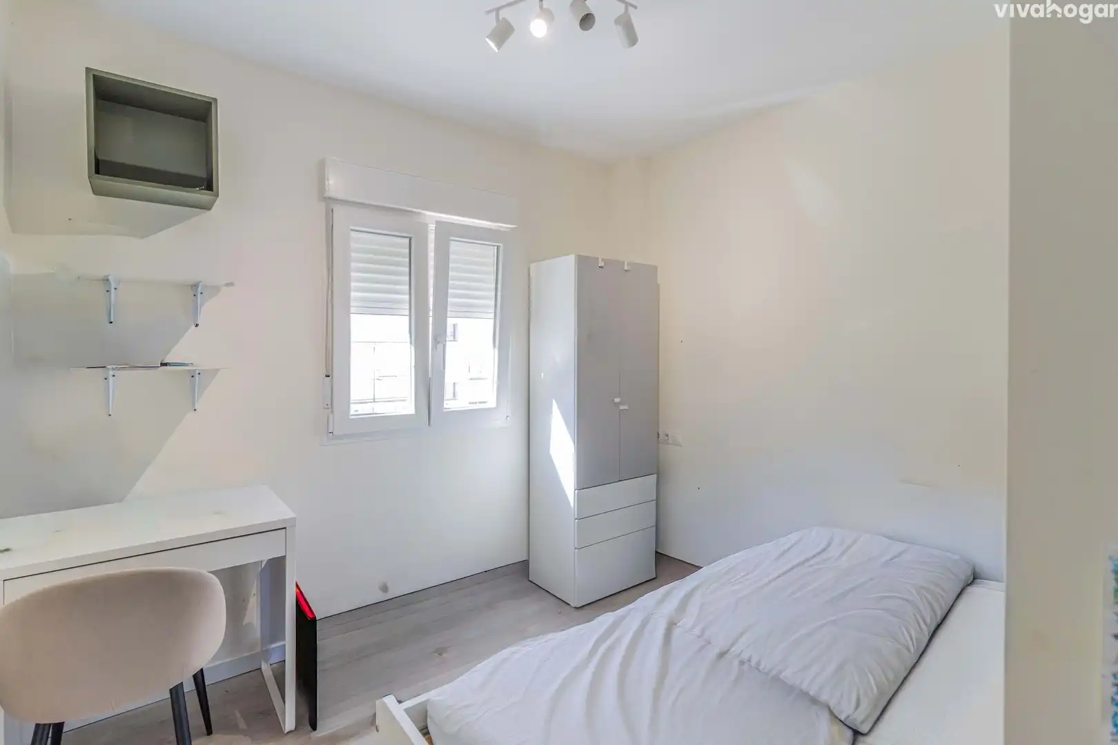 Schlafzimmer von Wohnung zum Verkauf in Madrid mit Klimaanlage, Terrasse und Schwimmbad