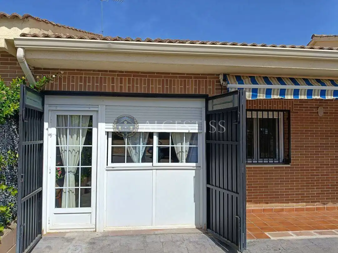 Adossat amb jardí en venda a Méntrida, imagen 7