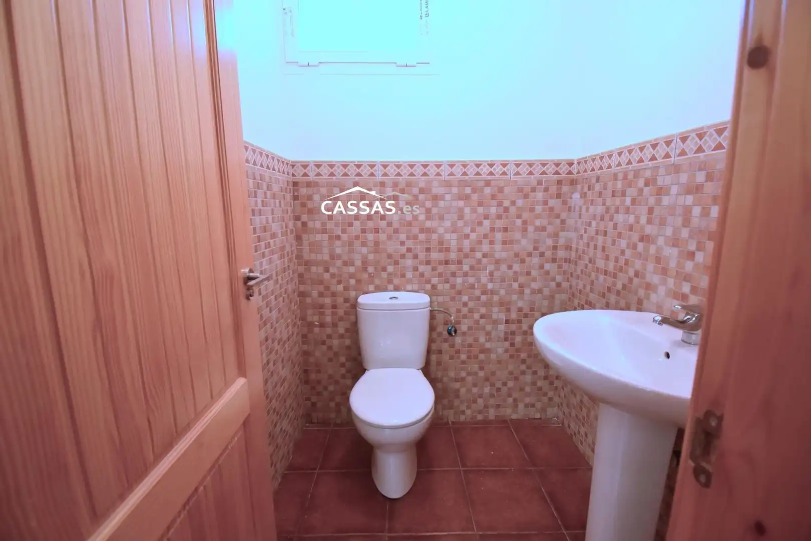 Bany de Casa adosada en venda en Torrejón de Ardoz amb Aire condicionat, Calefacció i Parquet