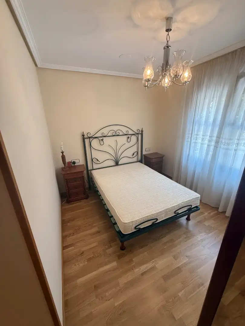 Bedroom of Apartments for rent in Ponferrada  with Heating, Furnished and Washing machine