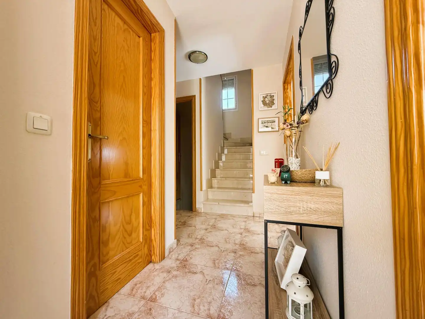 Casa adosada en venta en Loeches con Calefacción, Jardín privado y Terraza
