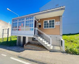 Vista exterior de Casa o xalet en venda en Malpica de Bergantiños amb Calefacció, Terrassa i Moblat
