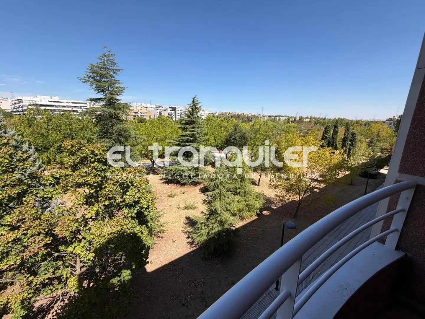 Exterior view of Flat for rent in San Sebastián de los Reyes  with Air Conditioner, Parquet flooring and Furnished