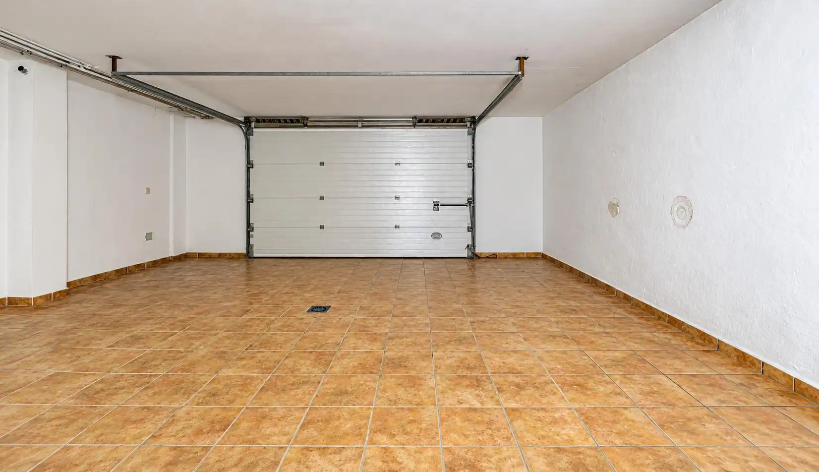 Casa pareada con terraza en venta en Calle Calle Sierra de Istán, imagen 7