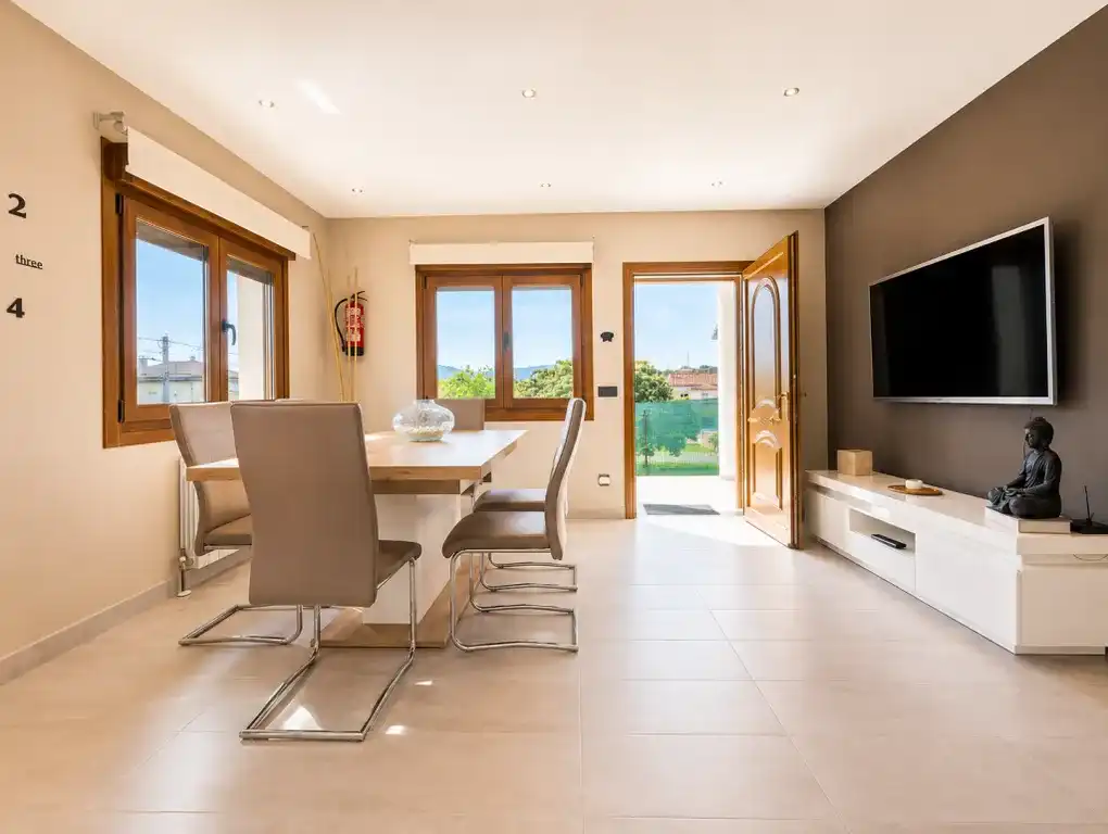 Comedor de Casa o chalet en venta en Gijón  con Calefacción, Jardín privado y Terraza