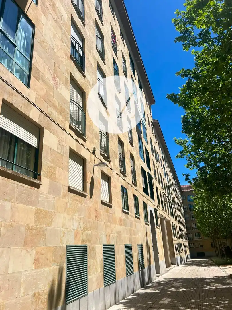 Vista exterior de Pis en venda en Salamanca amb Calefacció, Moblat i Forn