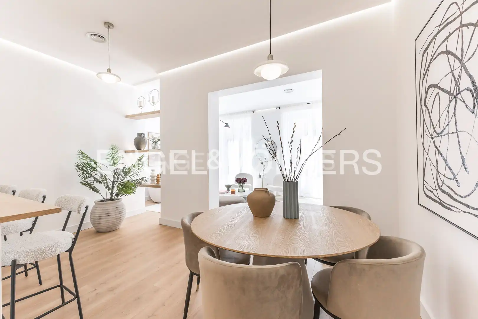 Dining room of Flat for sale in Madrid  with Air Conditioner, Heating and Balcony