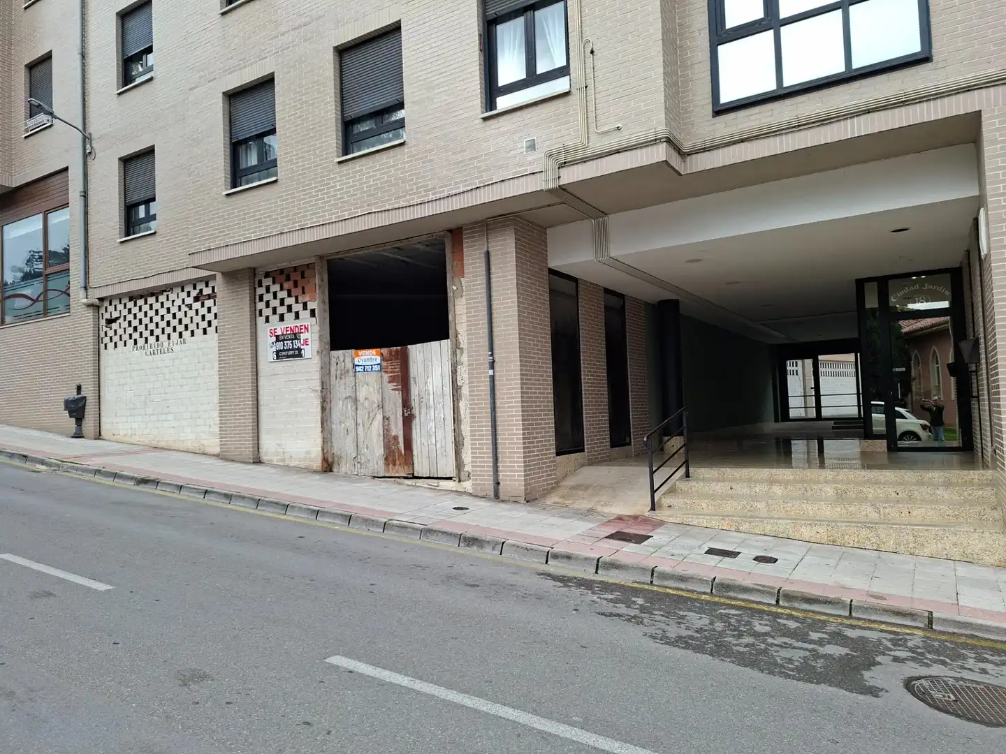 Gewerbefläche zum Verkauf in Calle de Santiago López 18, imagen 2