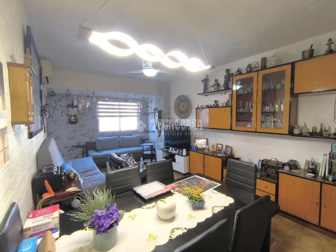 Sala de estar de Piso en venta en Alcalá de Henares con Aire acondicionado, Calefacción y Parquet