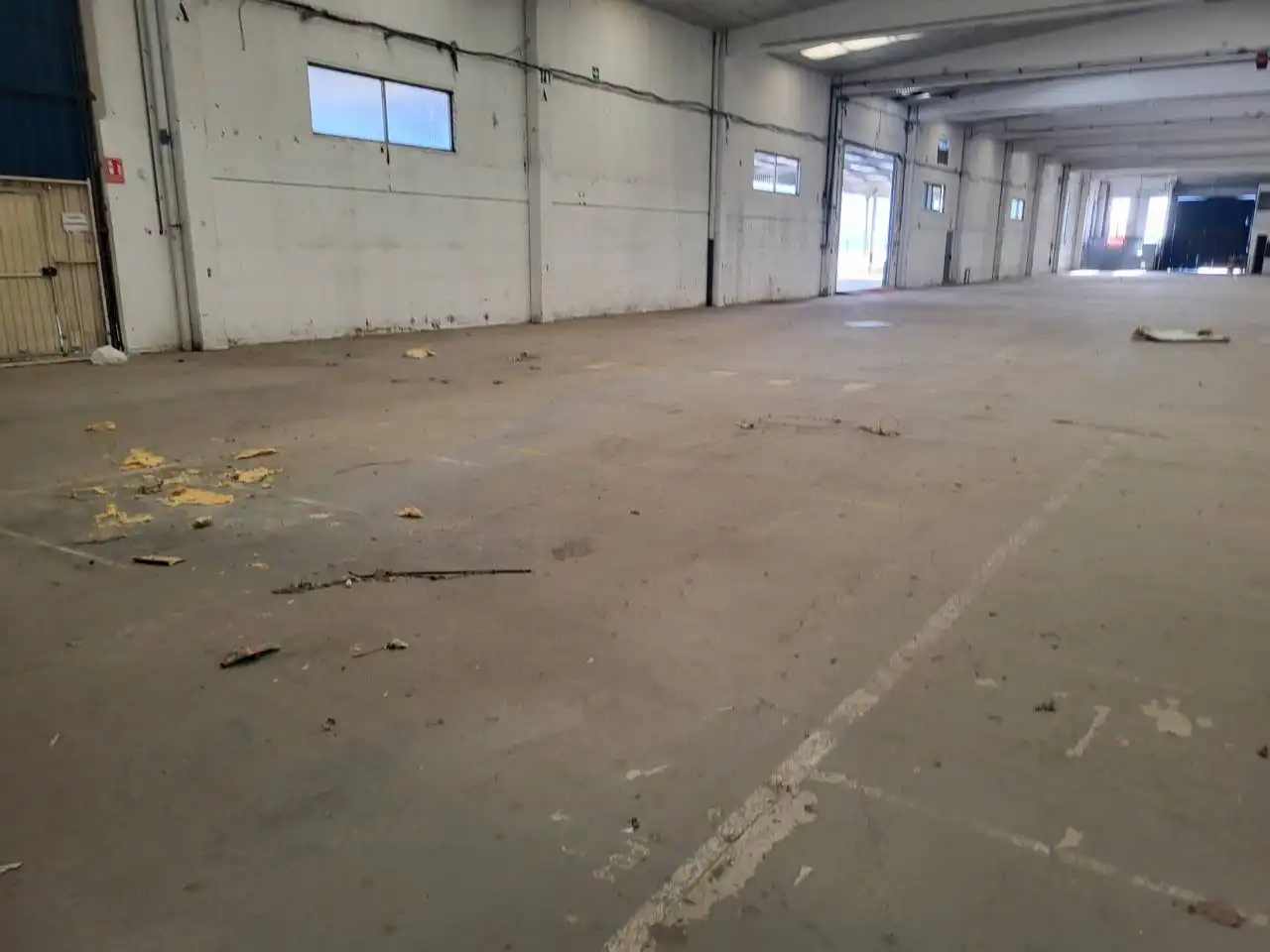 Parking de Nave industrial de alquiler en Almussafes