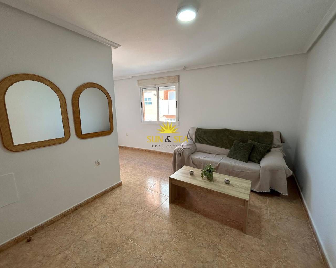 Vista exterior de Apartament de lloguer en Los Montesinos amb Calefacció, Moblat i Forn