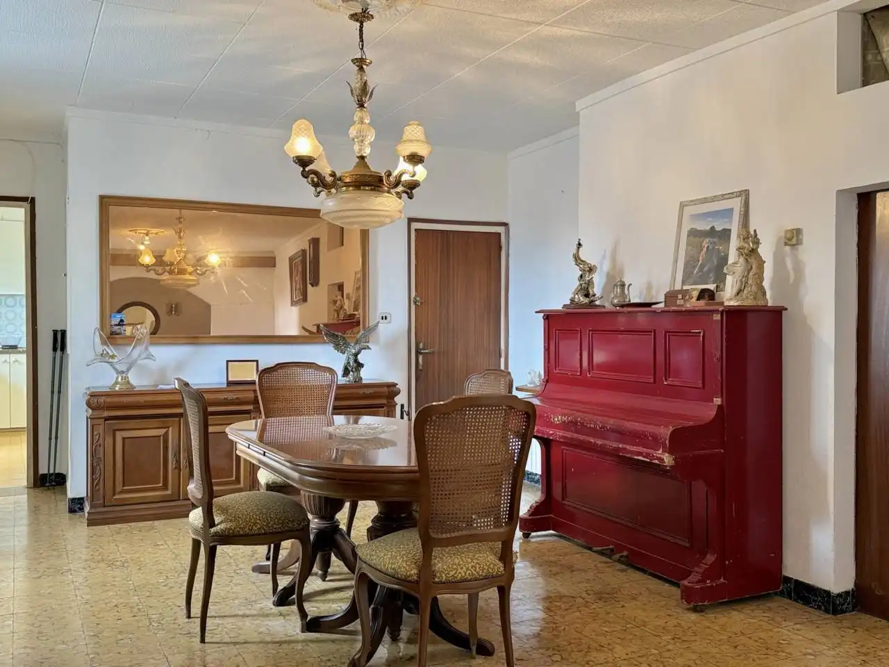 Comedor de Finca rústica en venta en Pontós con Calefacción, Jardín privado y Terraza