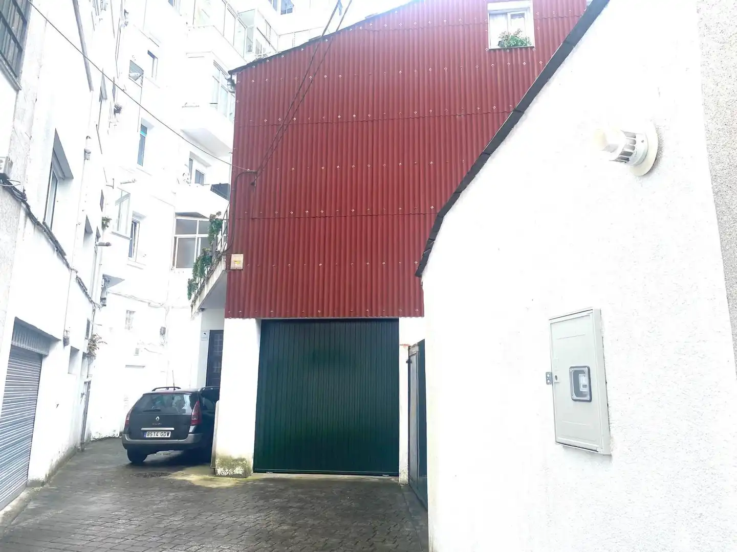 Exterior view of Houses for sale in Lugo  with Furnished