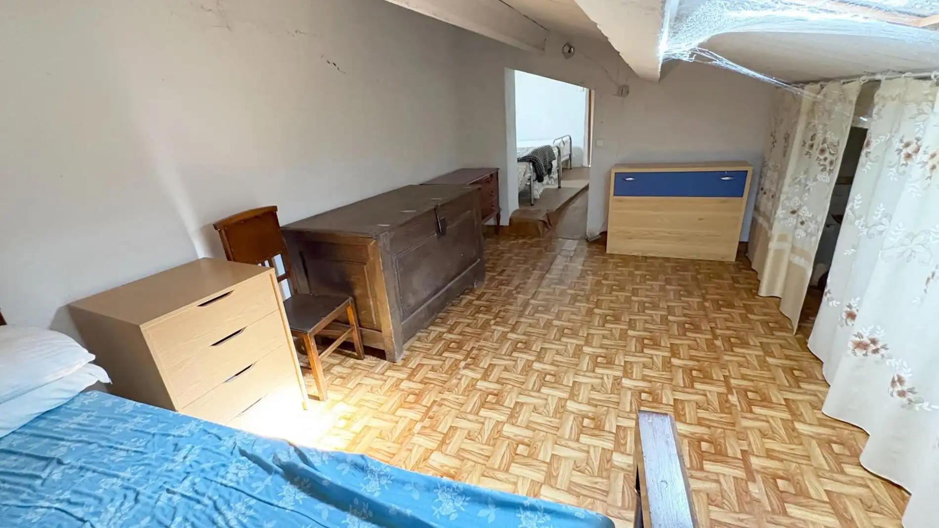 Casa o xalet en venda en Pedrosillo de los Aires amb Calefacció i Moblat