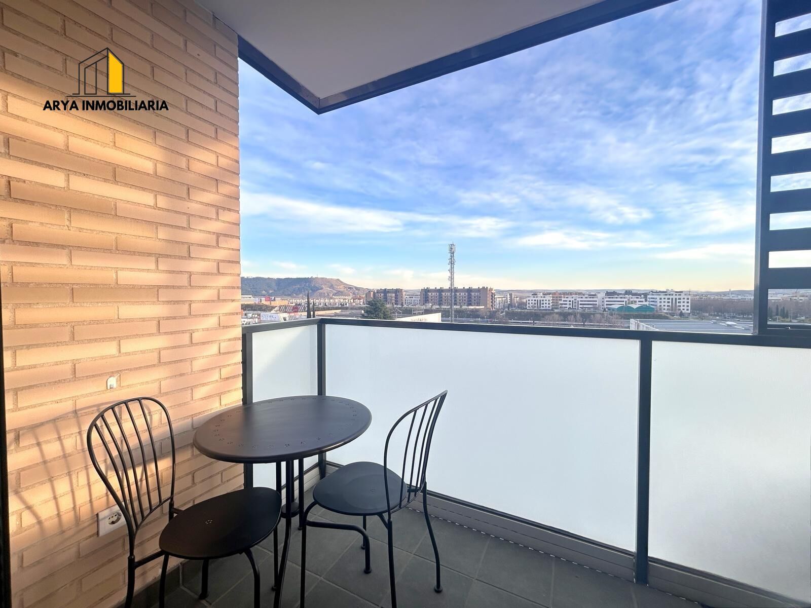 Terrassa de Pis de lloguer en Torrejón de Ardoz amb Aire condicionat, Moblat i Balcó