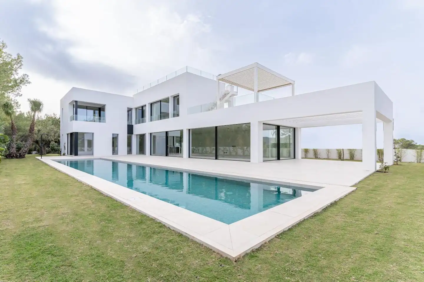 Casa amb piscina en venda a Sant Agustí-Cala de Bou