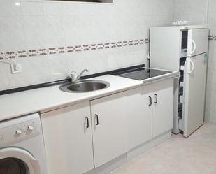 Kitchen of Apartment to rent in Pelabravo