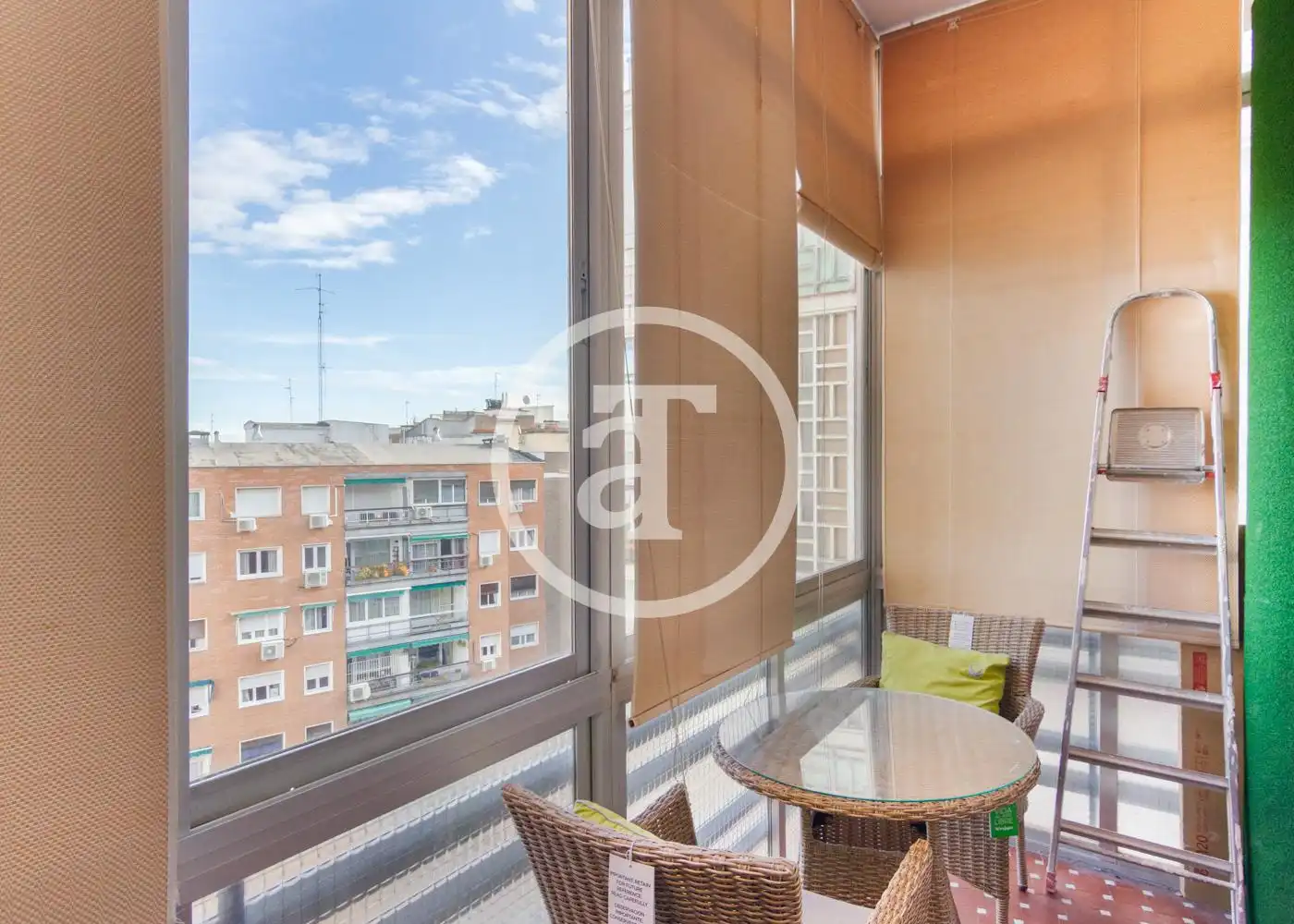 Balcony of Flat for rent in Madrid  with Air Conditioner, Heating and Furnished