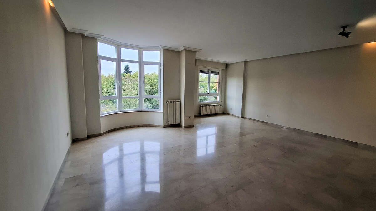 Sala de estar de Piso de alquiler en  Córdoba Capital con Aire acondicionado, Calefacción y Trastero