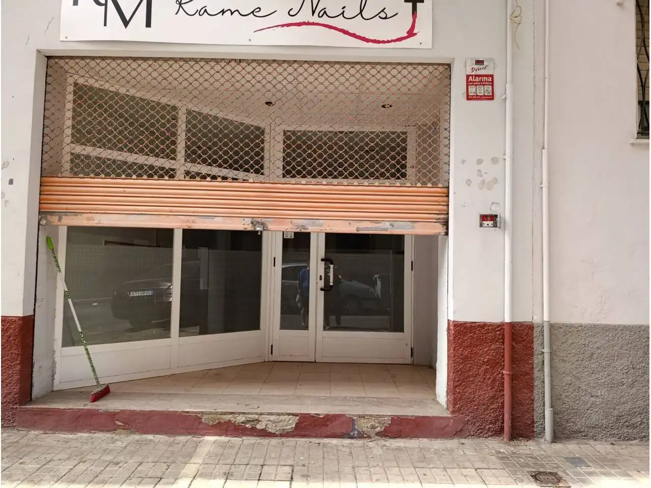 Gewerbefläche zum Verkauf in Madrigal
