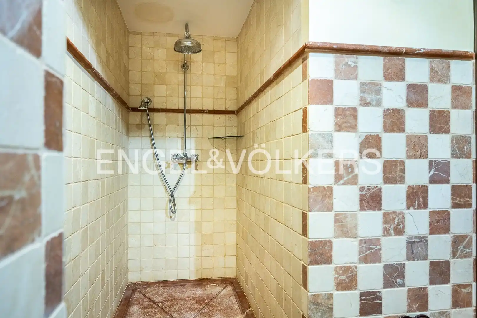 Casa amb terrassa en venda a Valencina de la Concepción, imagen 45