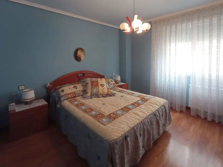 Dormitori de Pis en venda en Vitoria - Gasteiz amb Calefacció, Parquet i Terrassa