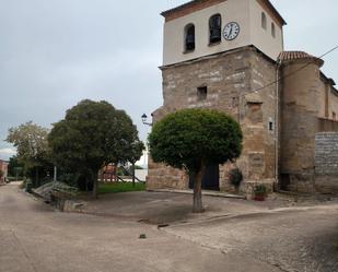 Vista exterior de Casa o xalet en venda en Zuñeda amb Calefacció, Jardí privat i Terrassa