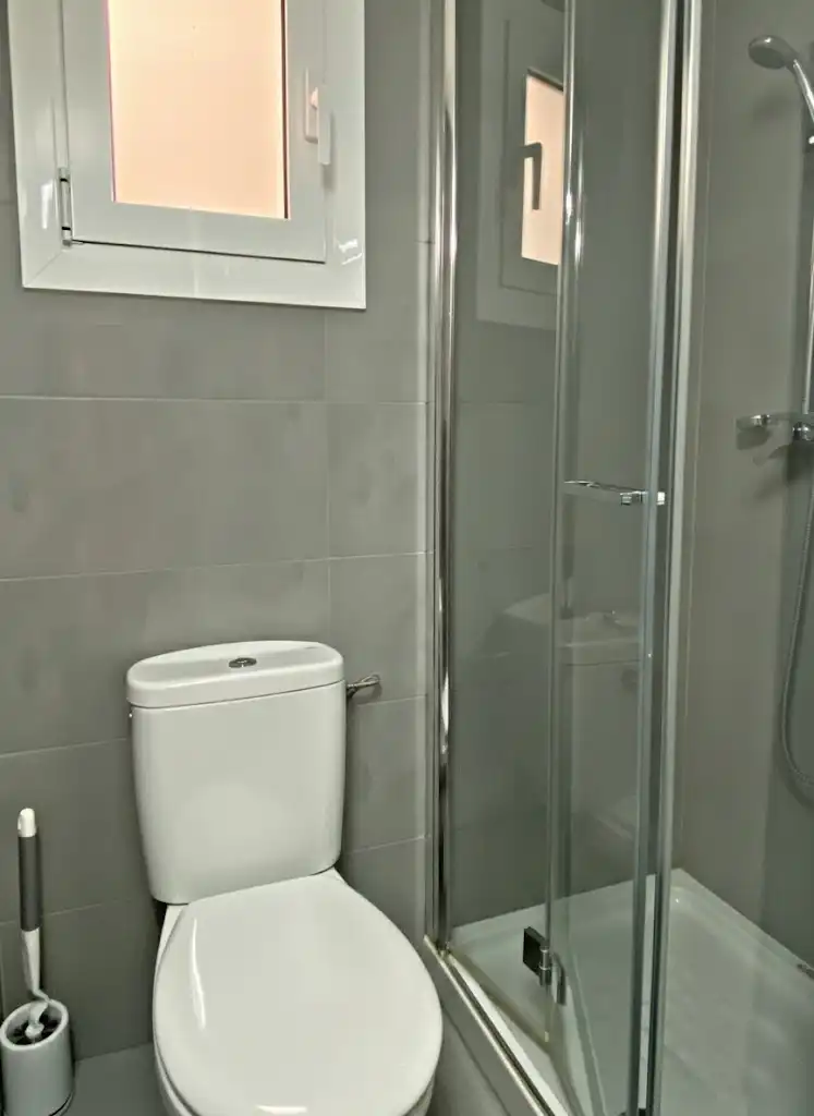 Badezimmer von Maisonette zum Verkauf in L'Hospitalet de Llobregat mit Klimaanlage, Heizung und Terrasse
