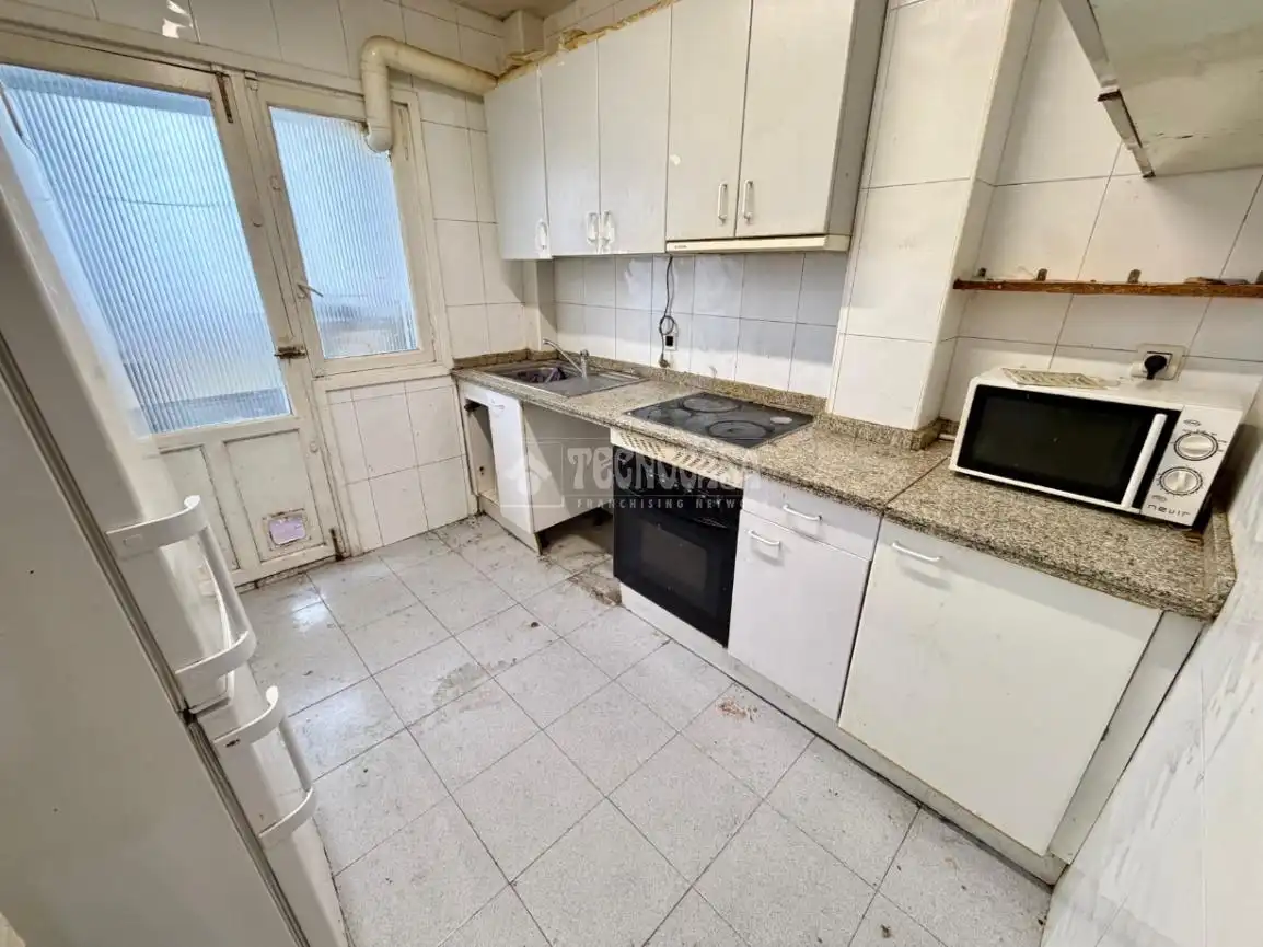 Cocina de Piso en venta en León Capital  con Calefacción, Parquet y Balcón