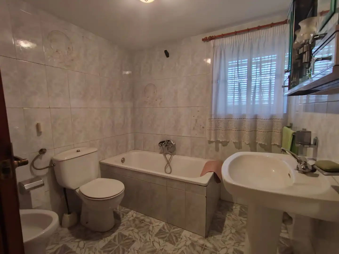 Detached homes for sale in Calle San Sebastián, La Calahorra