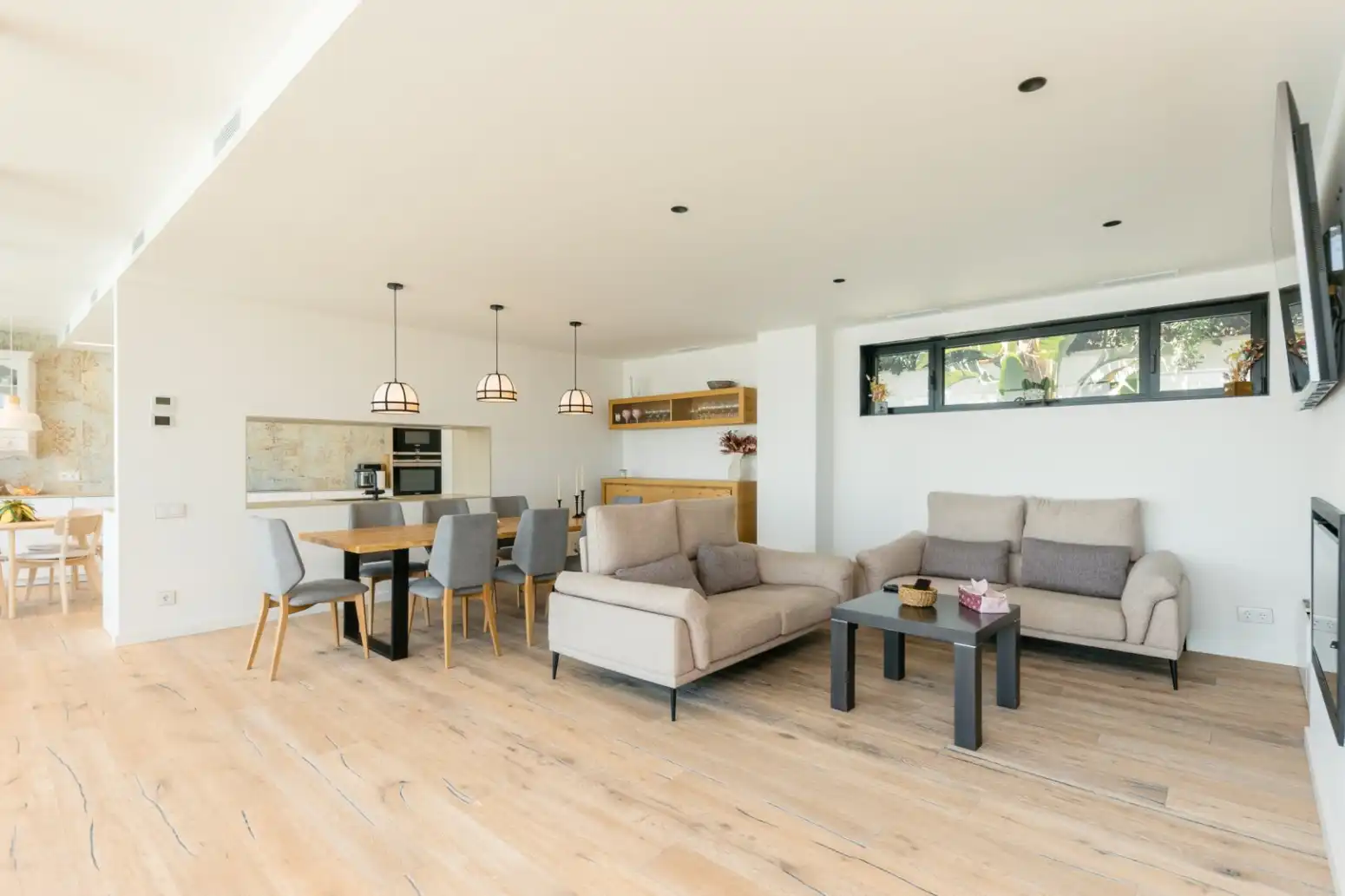 Sala d'estar de Casa o xalet en venda en Viladecans amb Aire condicionat, Calefacció i Jardí privat