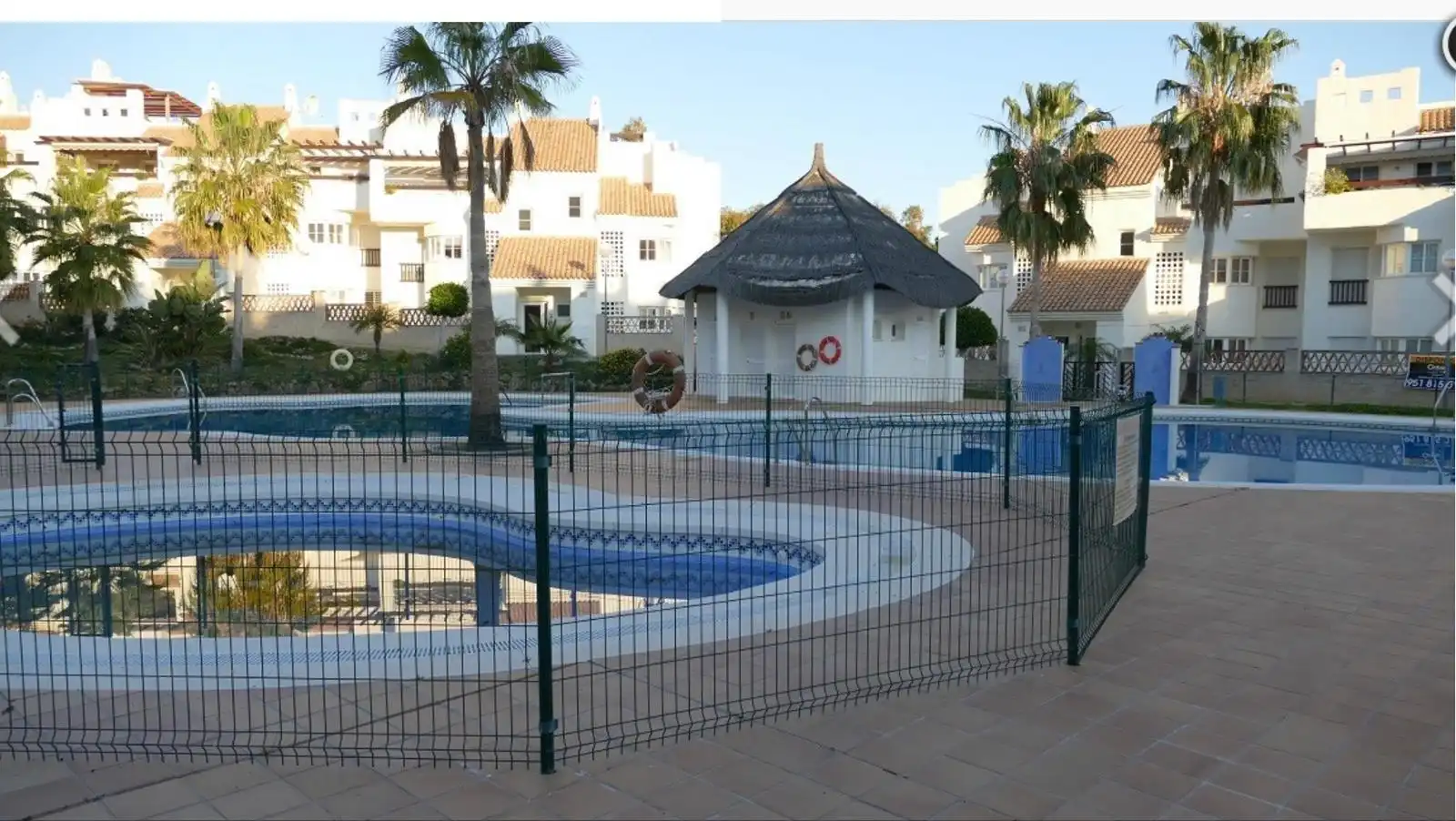 Schwimmbecken von Maisonette zum Verkauf in Benalmádena mit Klimaanlage, Privatgarten und Terrasse