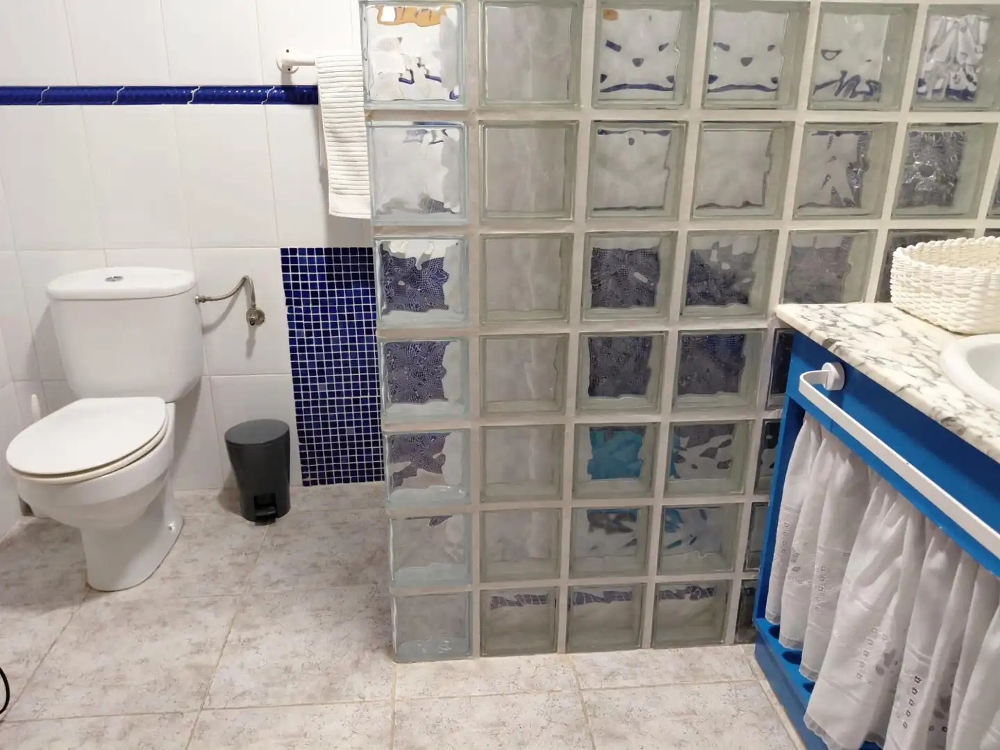 Baño de Piso de alquiler en Felanitx con Terraza