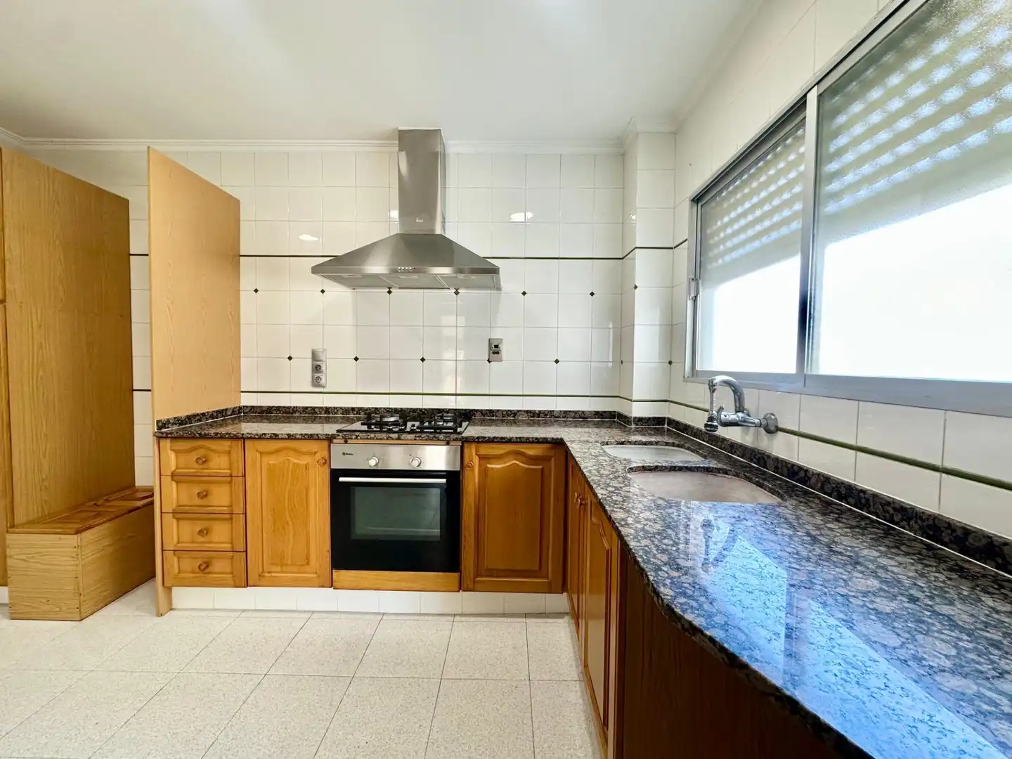 Kitchen of Flat for sale in Carlet  with Balcony