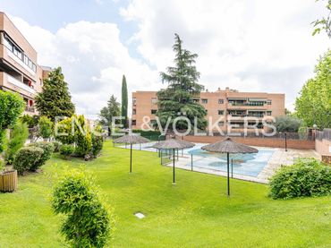Wohnung mit Pool zum Verkauf in Avenida Europa