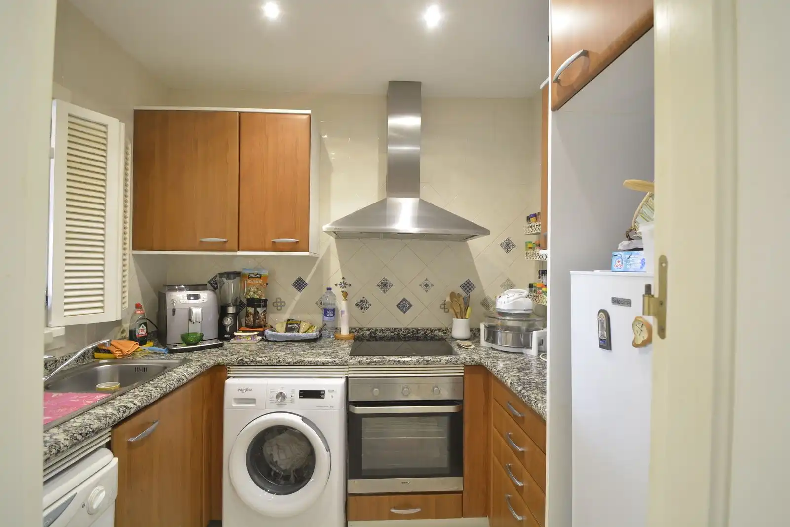 Kitchen of Apartments for sale in Marbella  with Private garden and Community pool