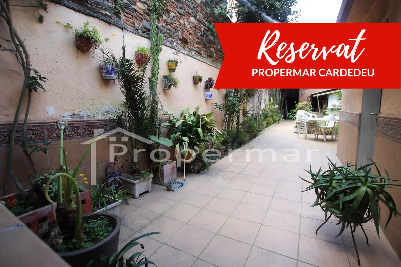 Casa adosada en venta en Cardedeu con Calefacción, Jardín privado y Horno