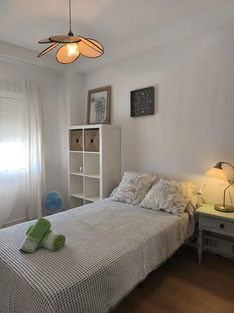 Bedroom of Flat for rent in Vélez-Málaga