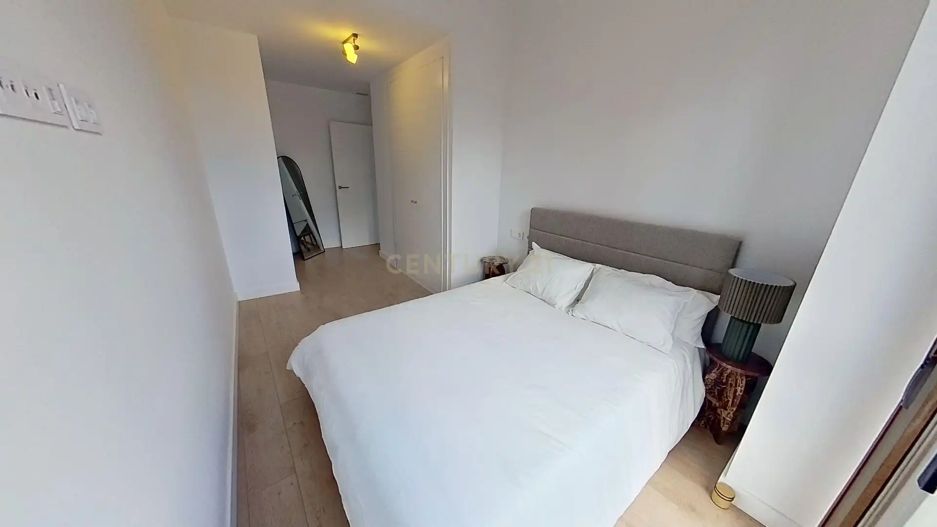 Dormitori de Apartament de lloguer en Málaga amb Aire condicionat, Traster i Forn
