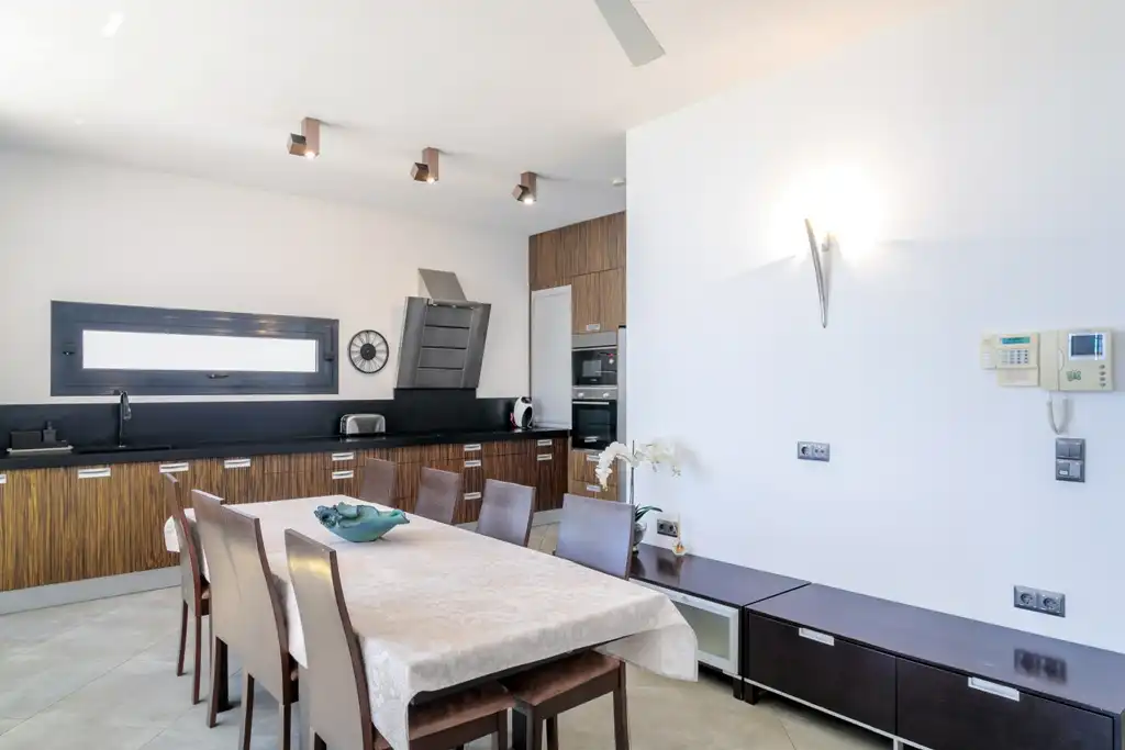 Kitchen of Houses for sale in El Campello  with Air Conditioner, Private garden and Swimming Pool